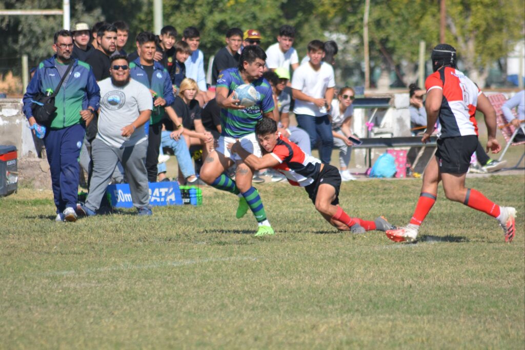 El domingo se definen los finalistas de la Copa Bronce