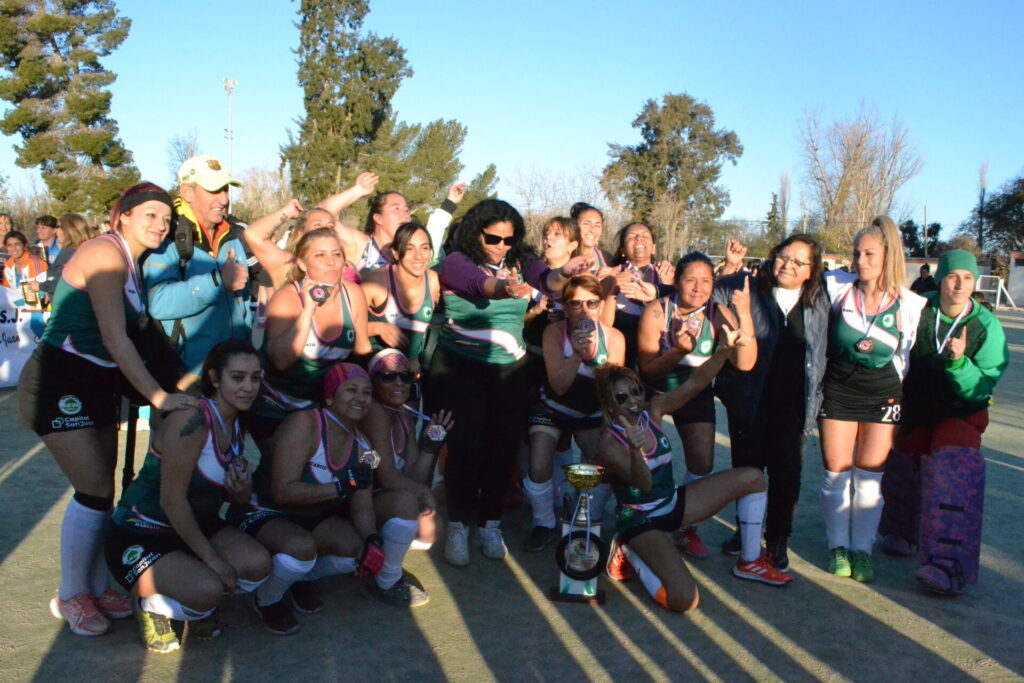 Las mamis disputaron las finales de la Copa de Oro