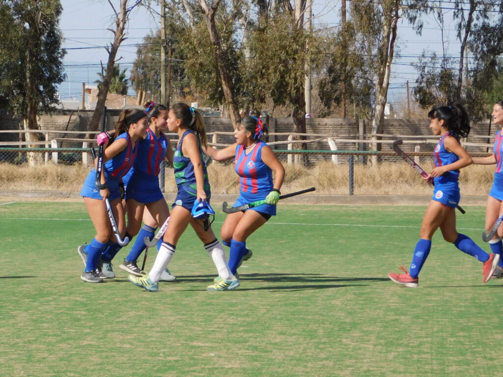 Jockey perdió de local ante UVT