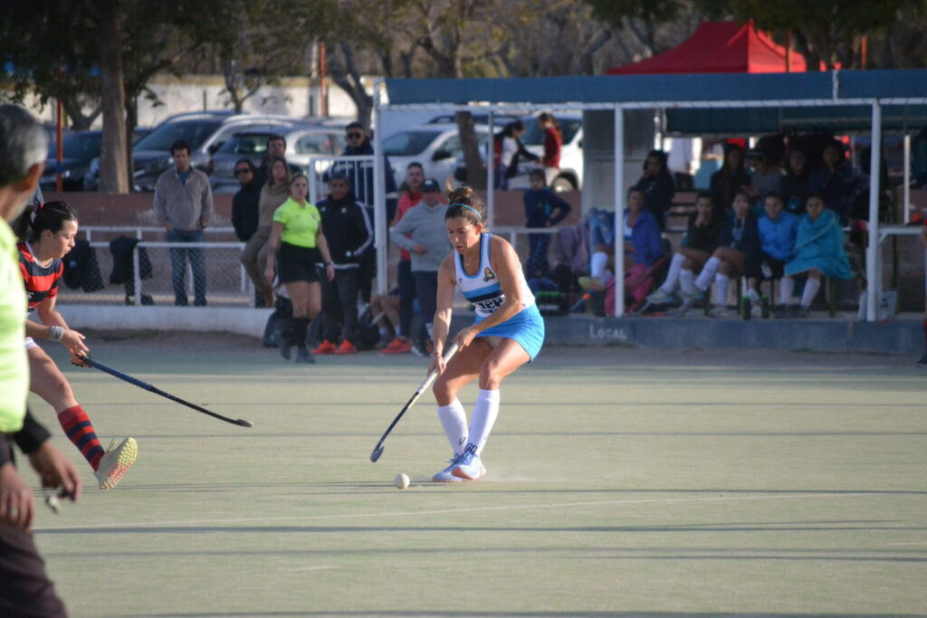 Universidad se impuso en su cancha ante Tordos